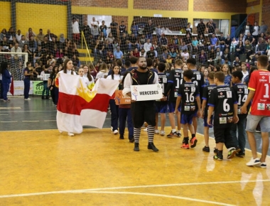 Mercedes conquista quatro medalhas de ouro nos Jogos Escolares